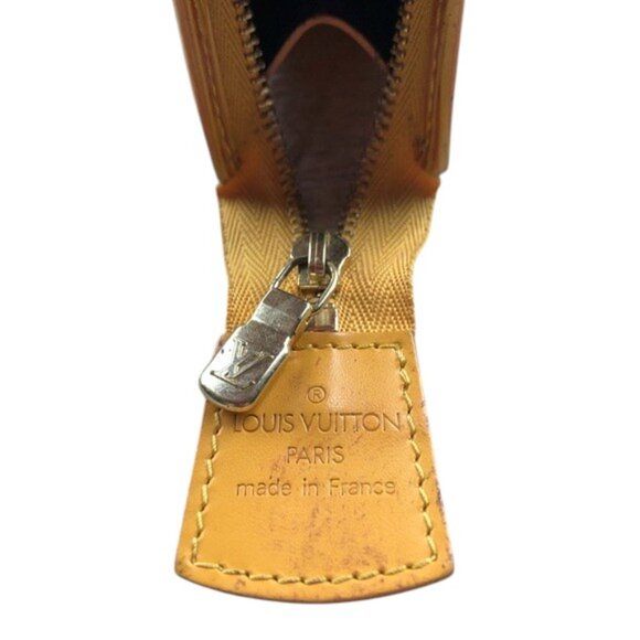 Authentic Louis Vuitton Epi Toilette Case - Picture 5 of 5